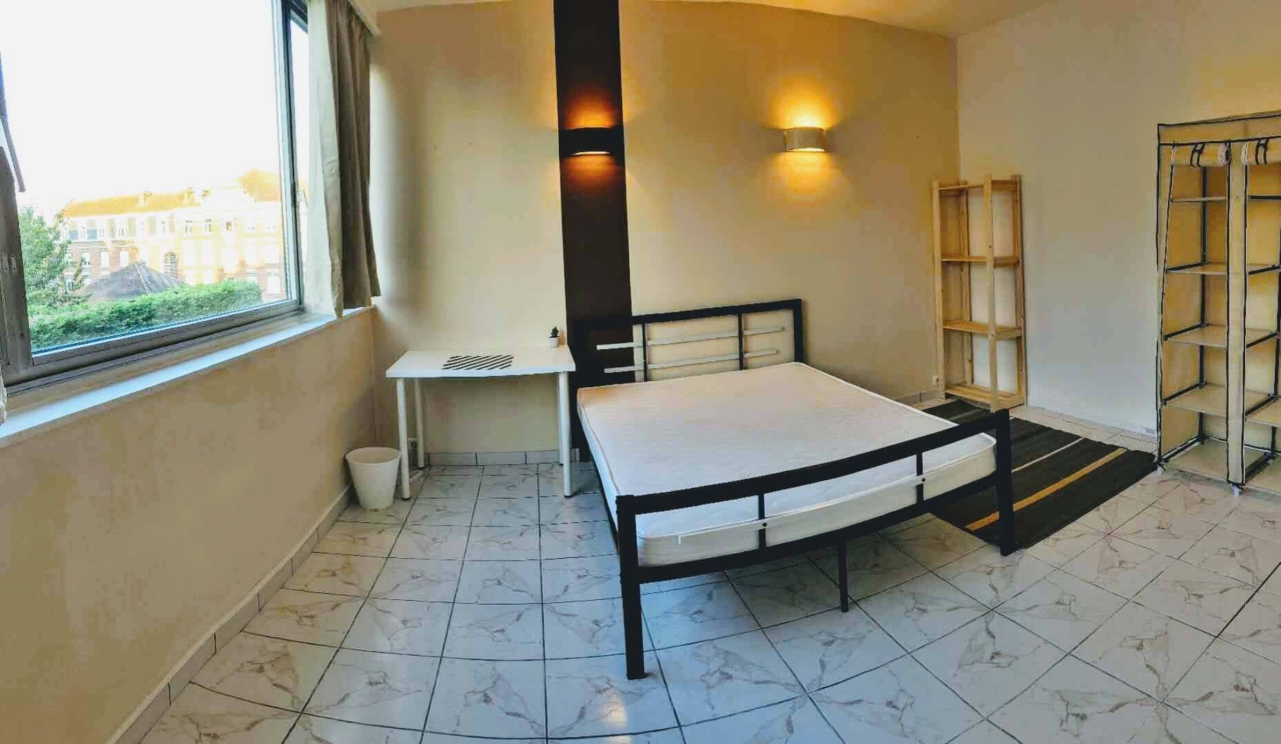 Room 5