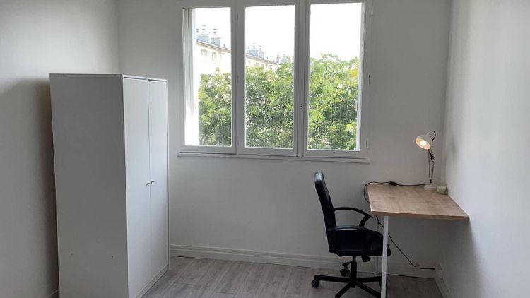 Room 4