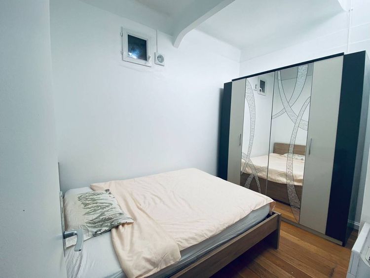 Room 1