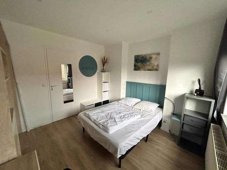 Room 1