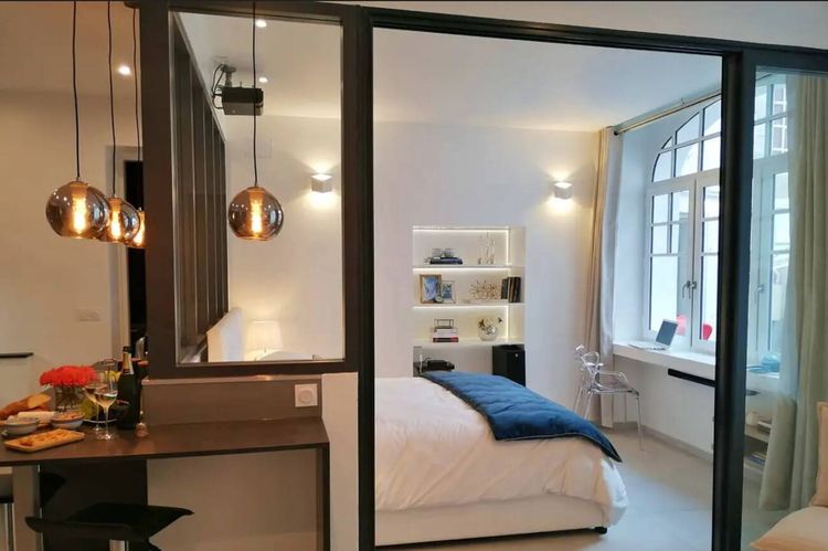 Room 1