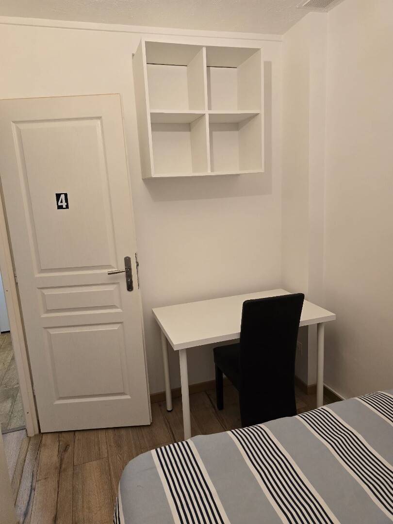 Room 4