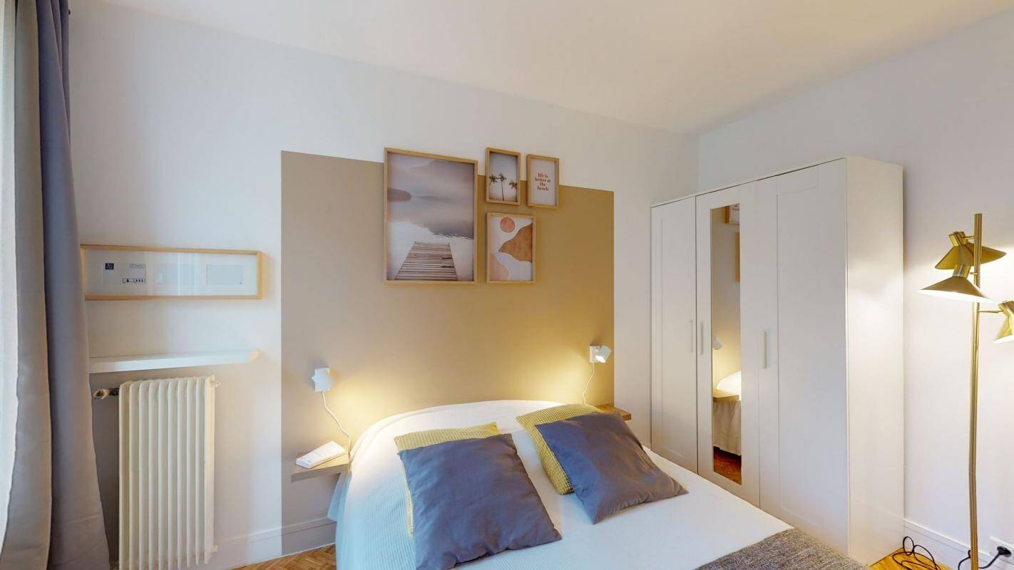 Room 1