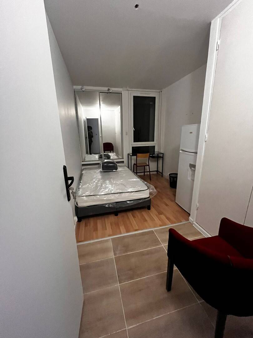 Room 7