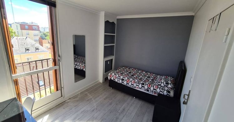 Room 2