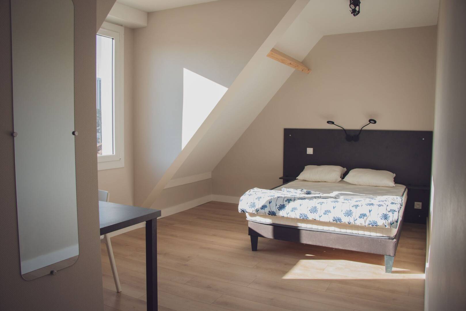 Room 4