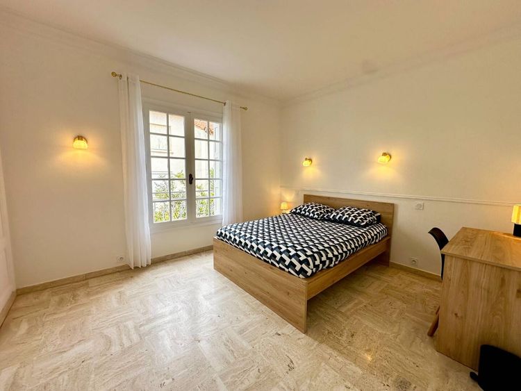 Room 1