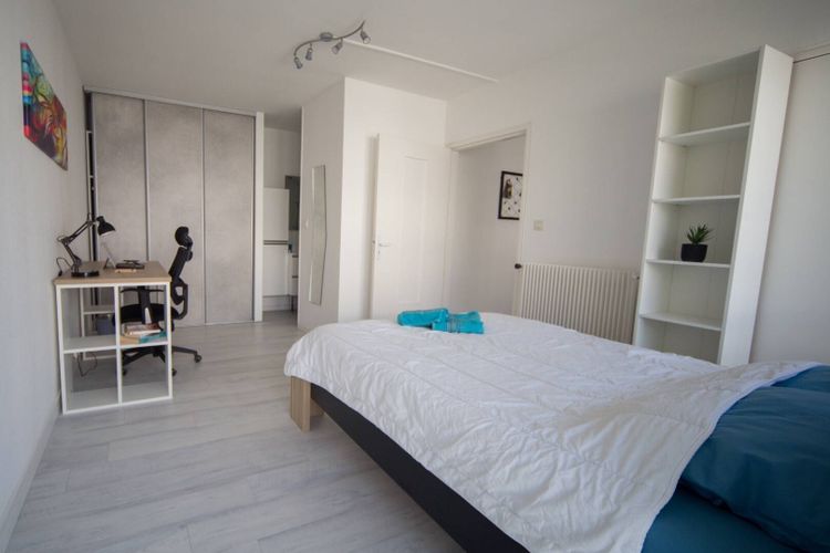 Room 4