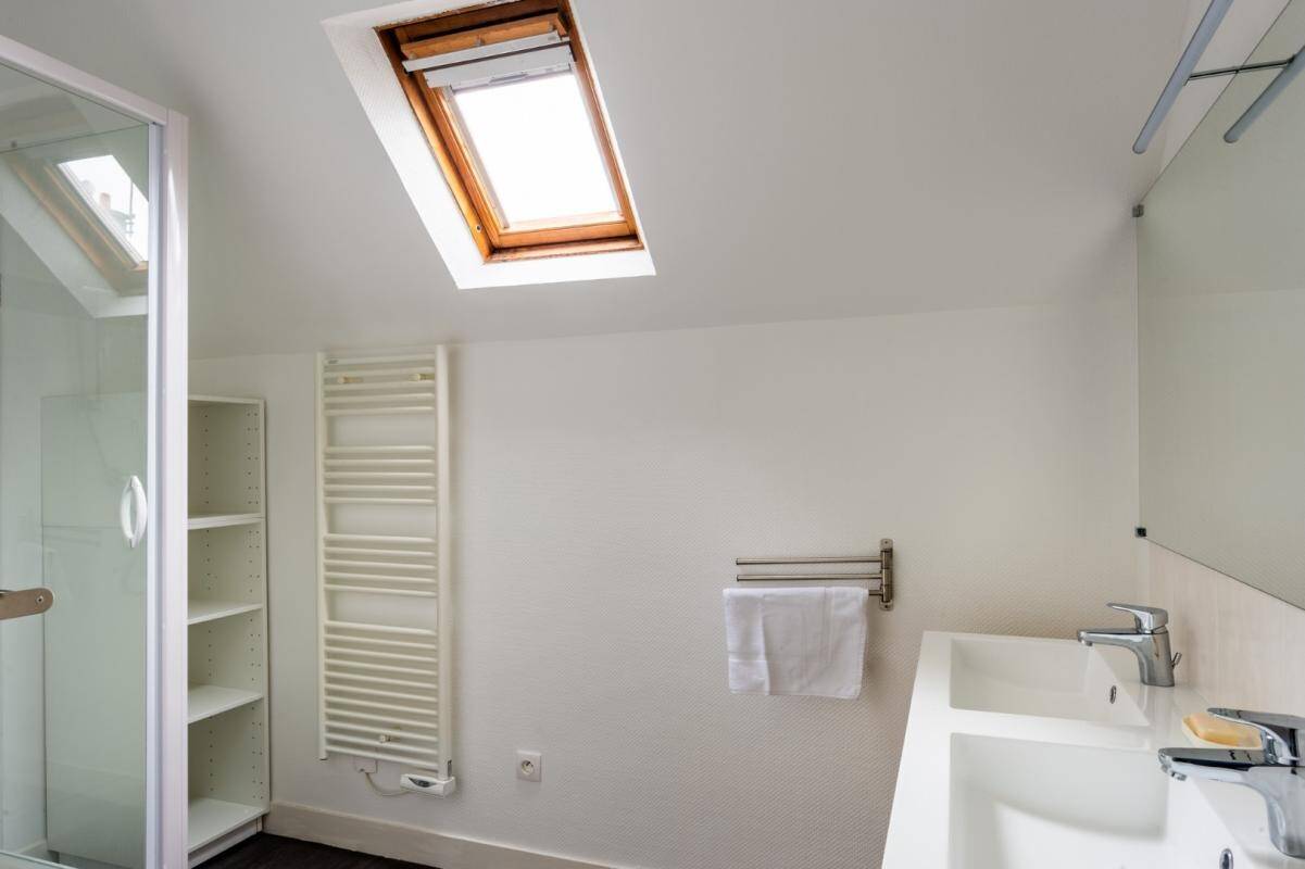 Room 4