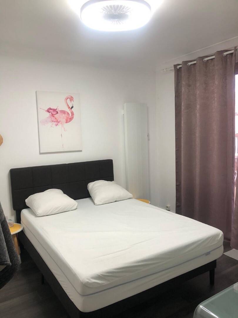 Room 1