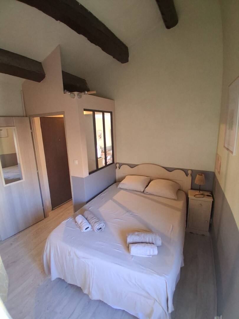 Room 1