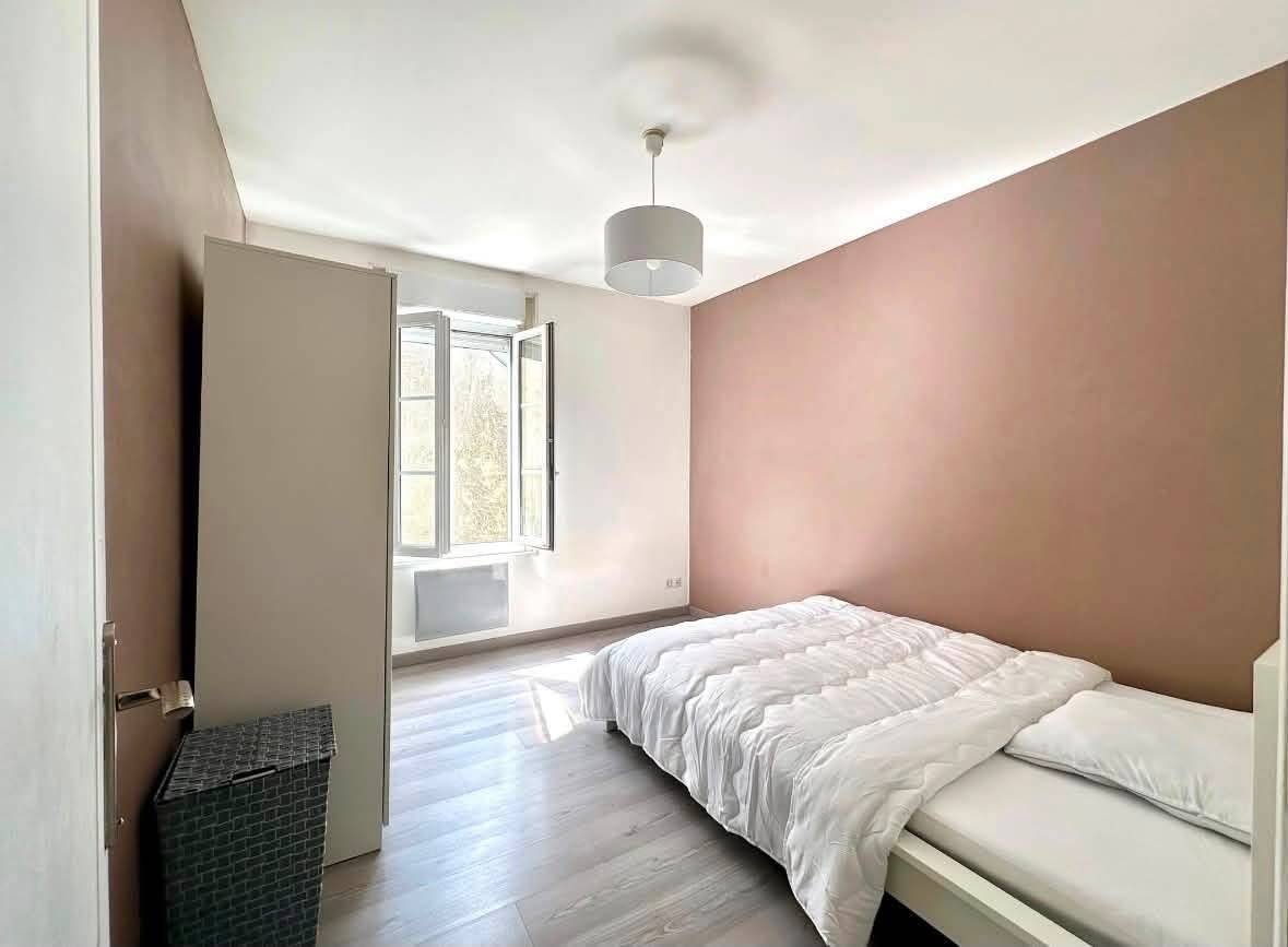 Room 1