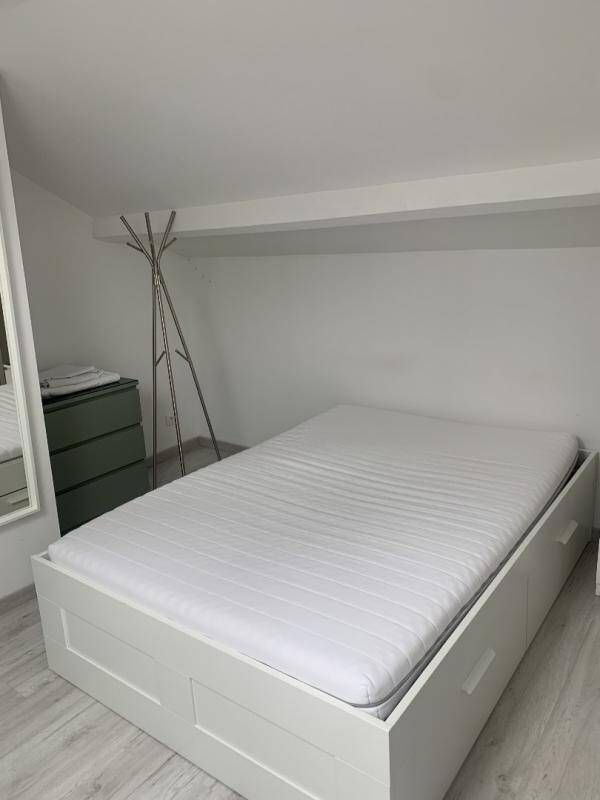 Room 7