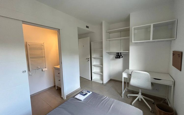 Room 5