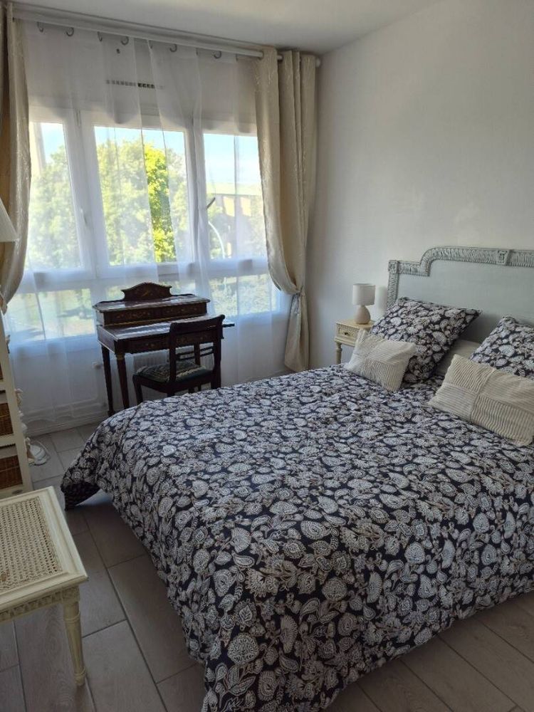 Room 2