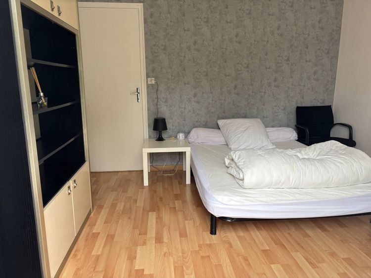 Room 1