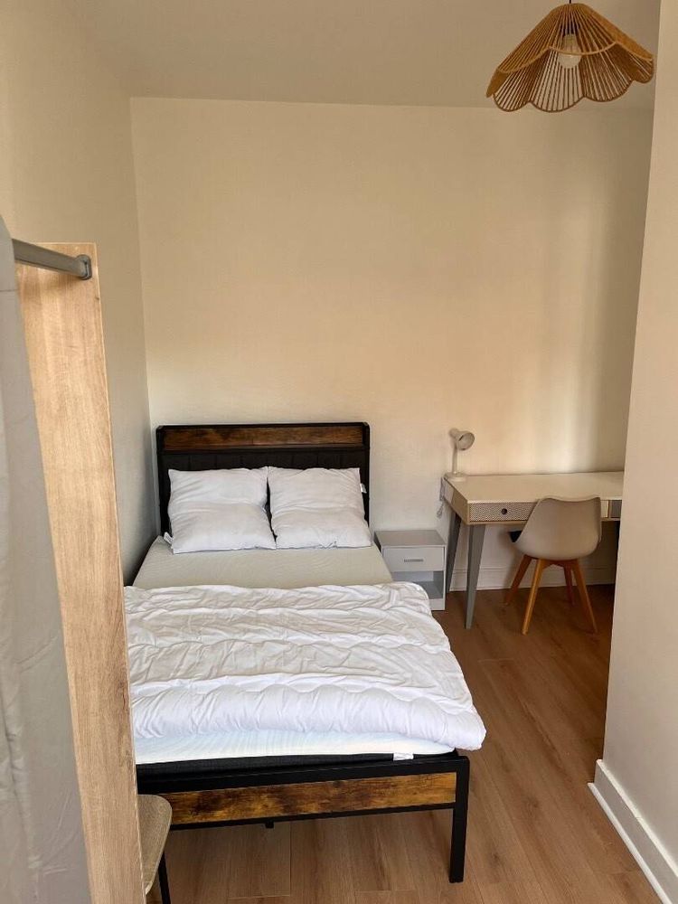 Room 1