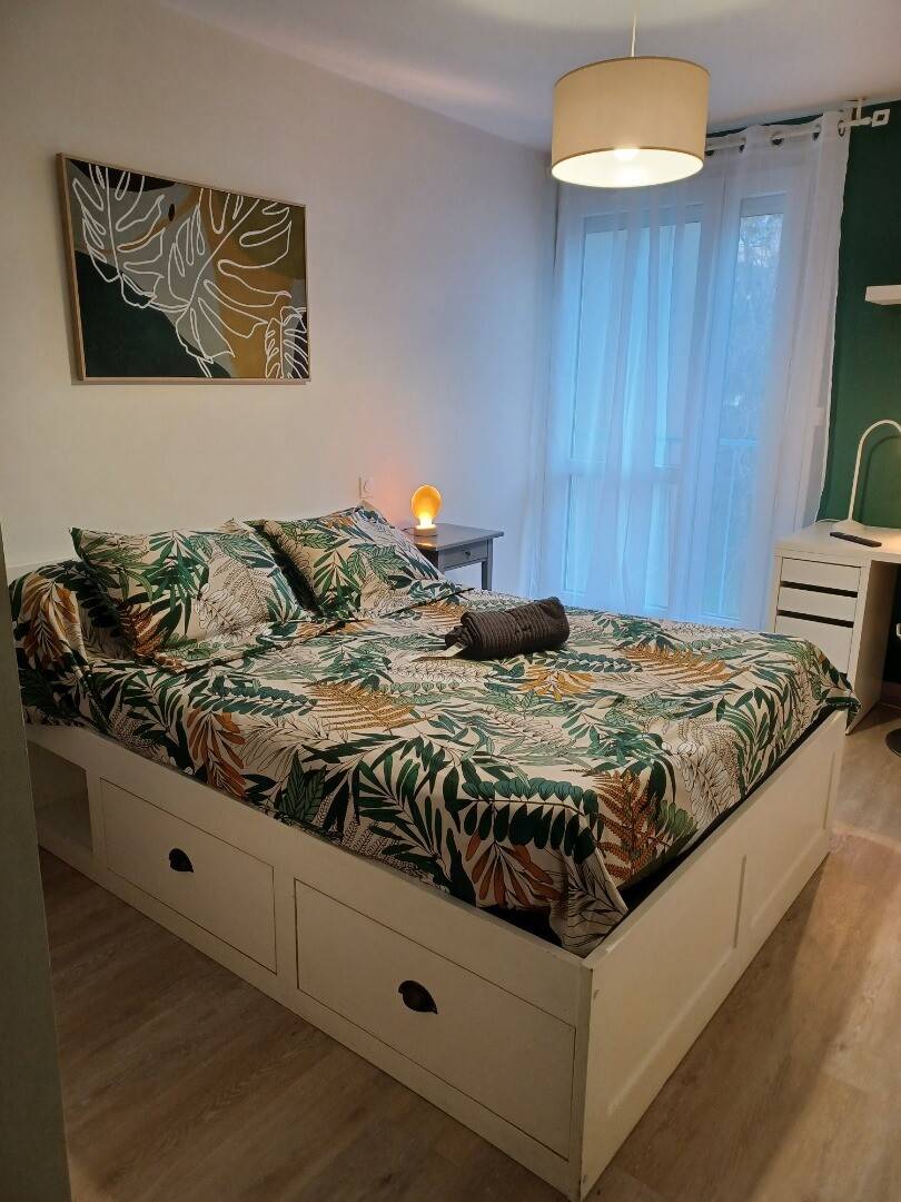 Room 3